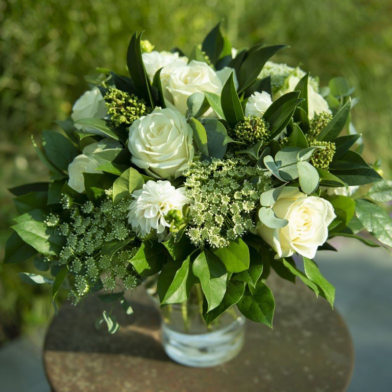 Bouquet Forêt Chic — Fleurs blanches et feuillage